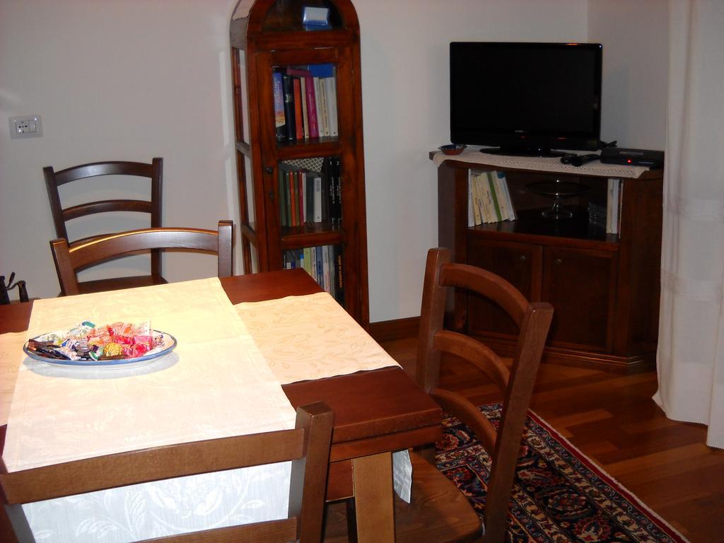 Domomea Hotel Quartu SantʼElena Екстериор снимка