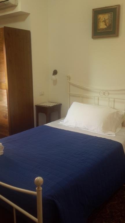 Domomea Hotel Quartu SantʼElena Екстериор снимка