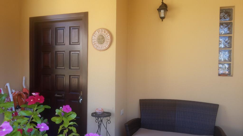 Domomea Hotel Quartu SantʼElena Екстериор снимка