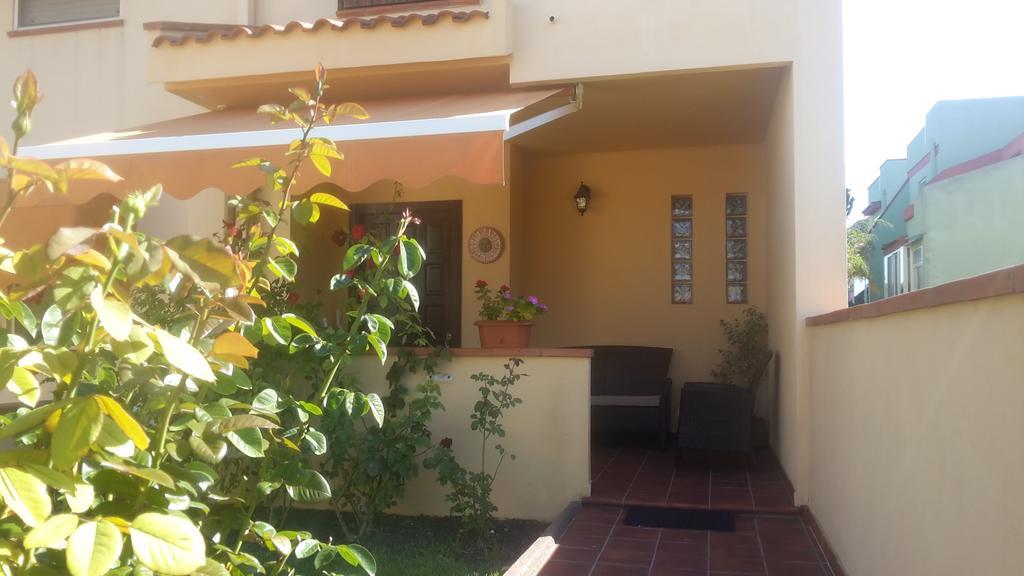 Domomea Hotel Quartu SantʼElena Екстериор снимка