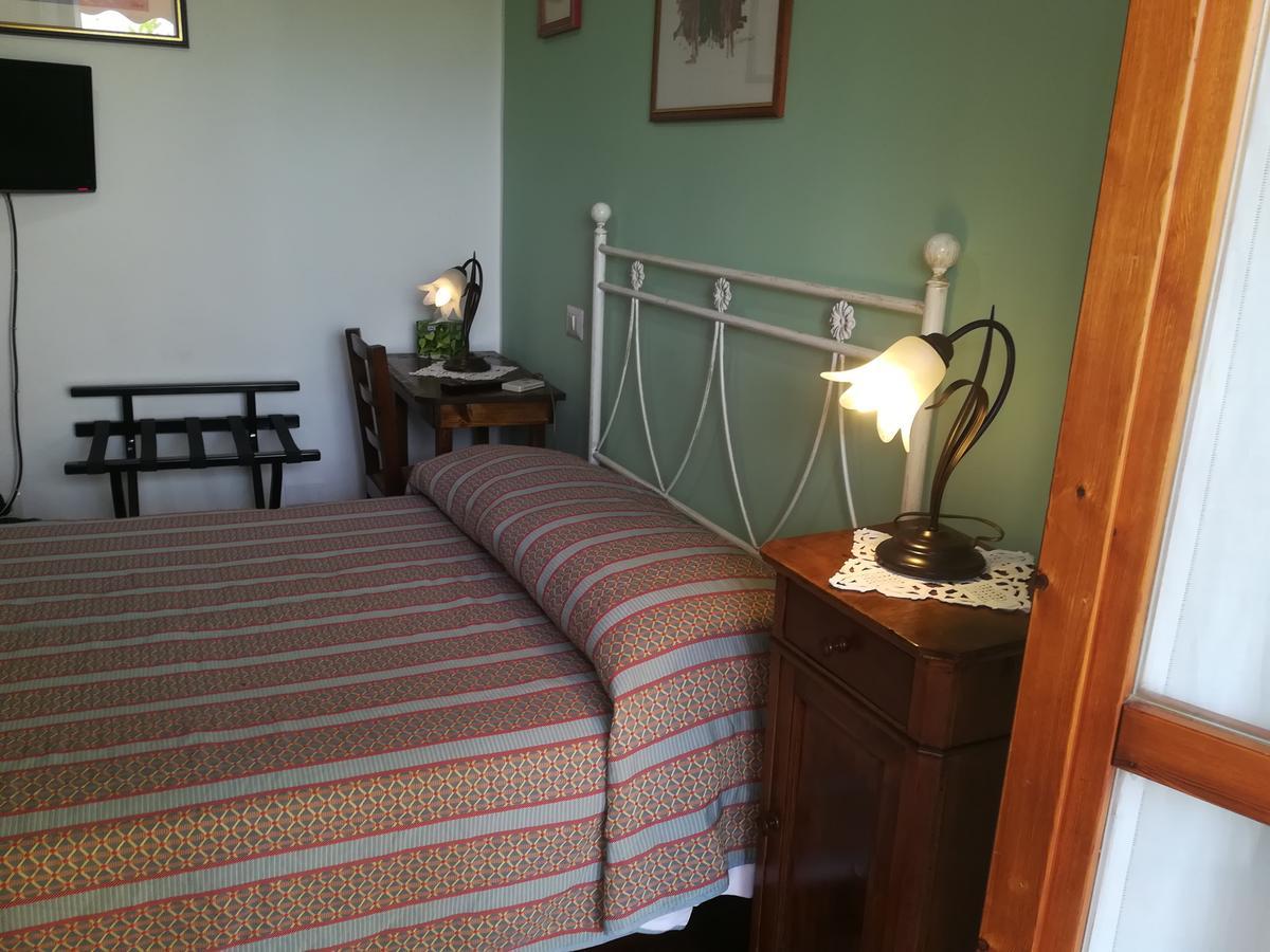Domomea Hotel Quartu SantʼElena Екстериор снимка